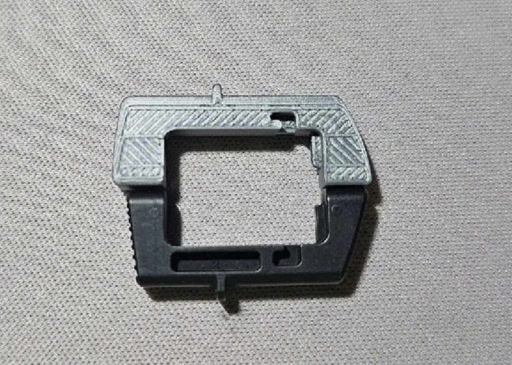 TX-22 Compact Magazine Release