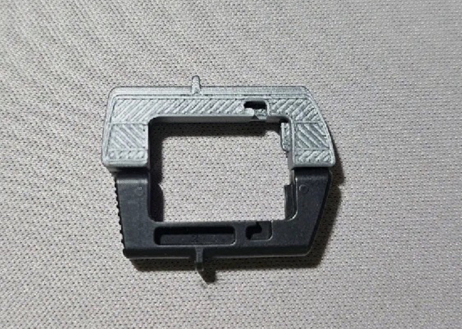 TX-22 Compact Magazine Release