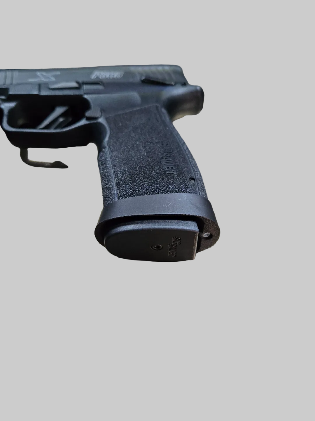 SIG P365 XMacro Magwell