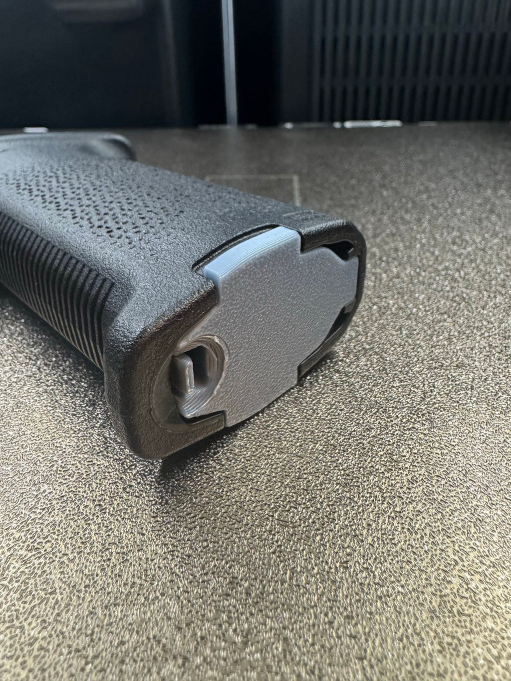 Mag Pul Grip Cover (BLACK)